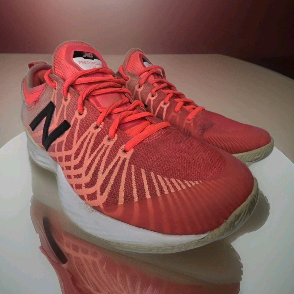 New Balance Women's Fresh Foam Lav (Guava/White) - 8.5